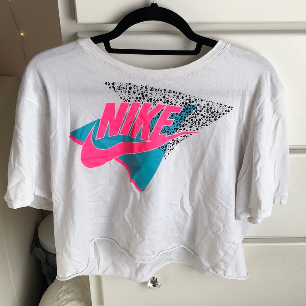 cropped Nike Shirt